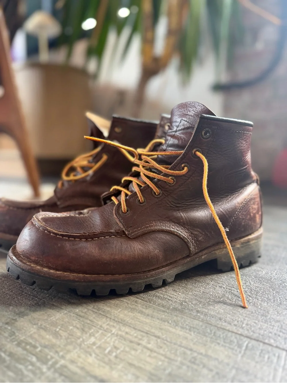 Red Wing Classic Brown Leather Men’s Work Boots with Yellow Laces